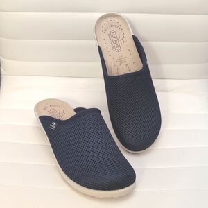 Women's Fly Flot Slip-on Casual Mesh Navy Blue Clogs | Size 7.5